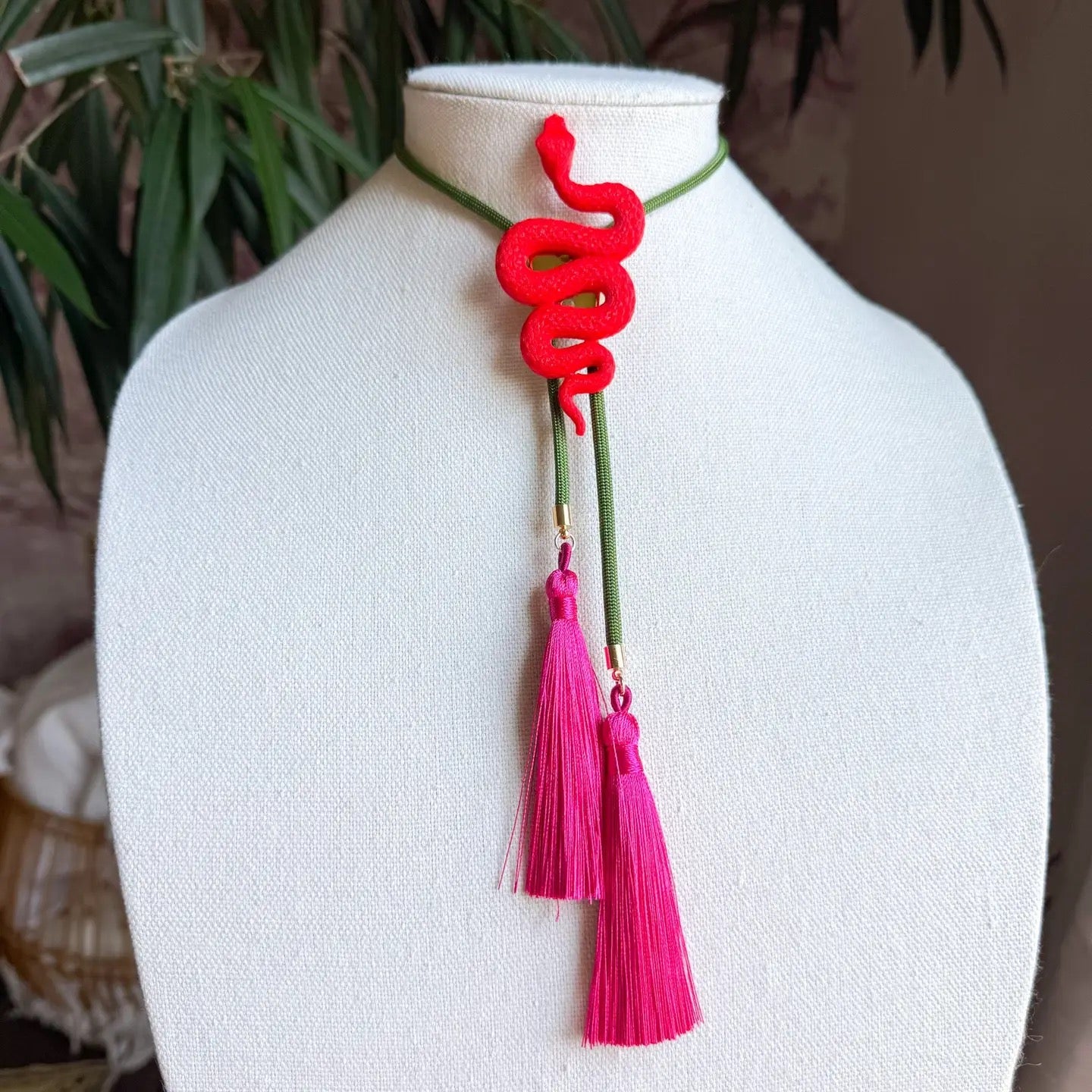 Red Snake Bolo