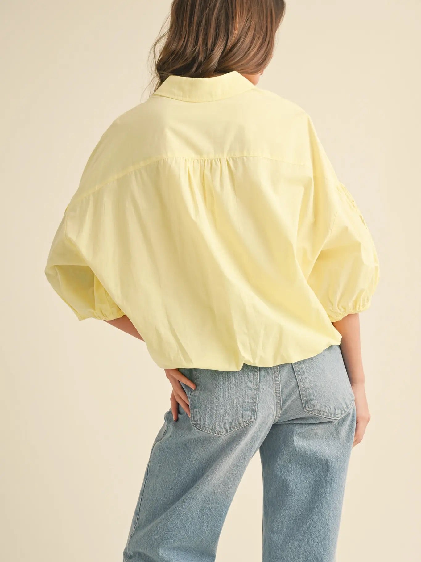 Lady in Lemon Top