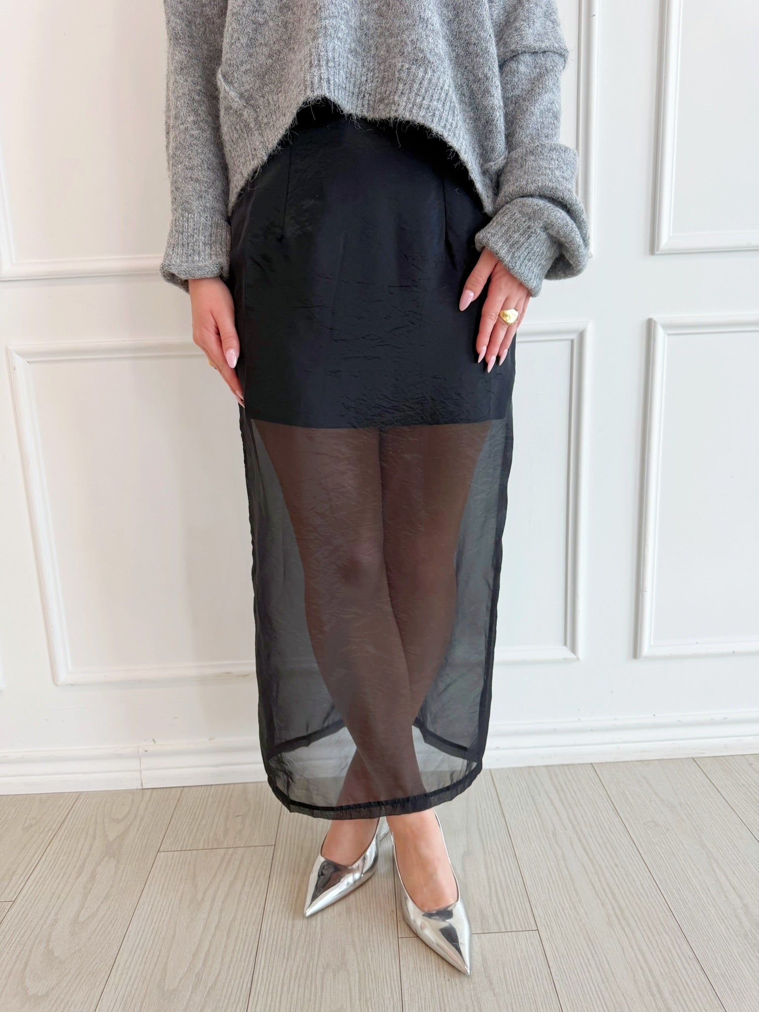 Black Valen Skirt