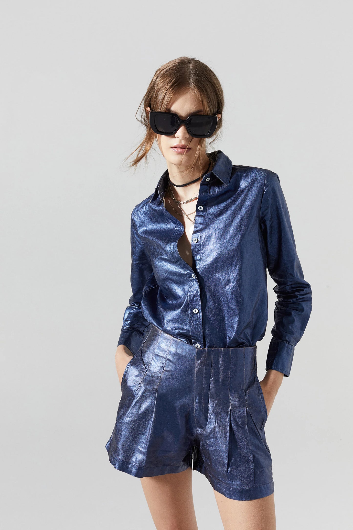 Frida Metallic Linen Shorts