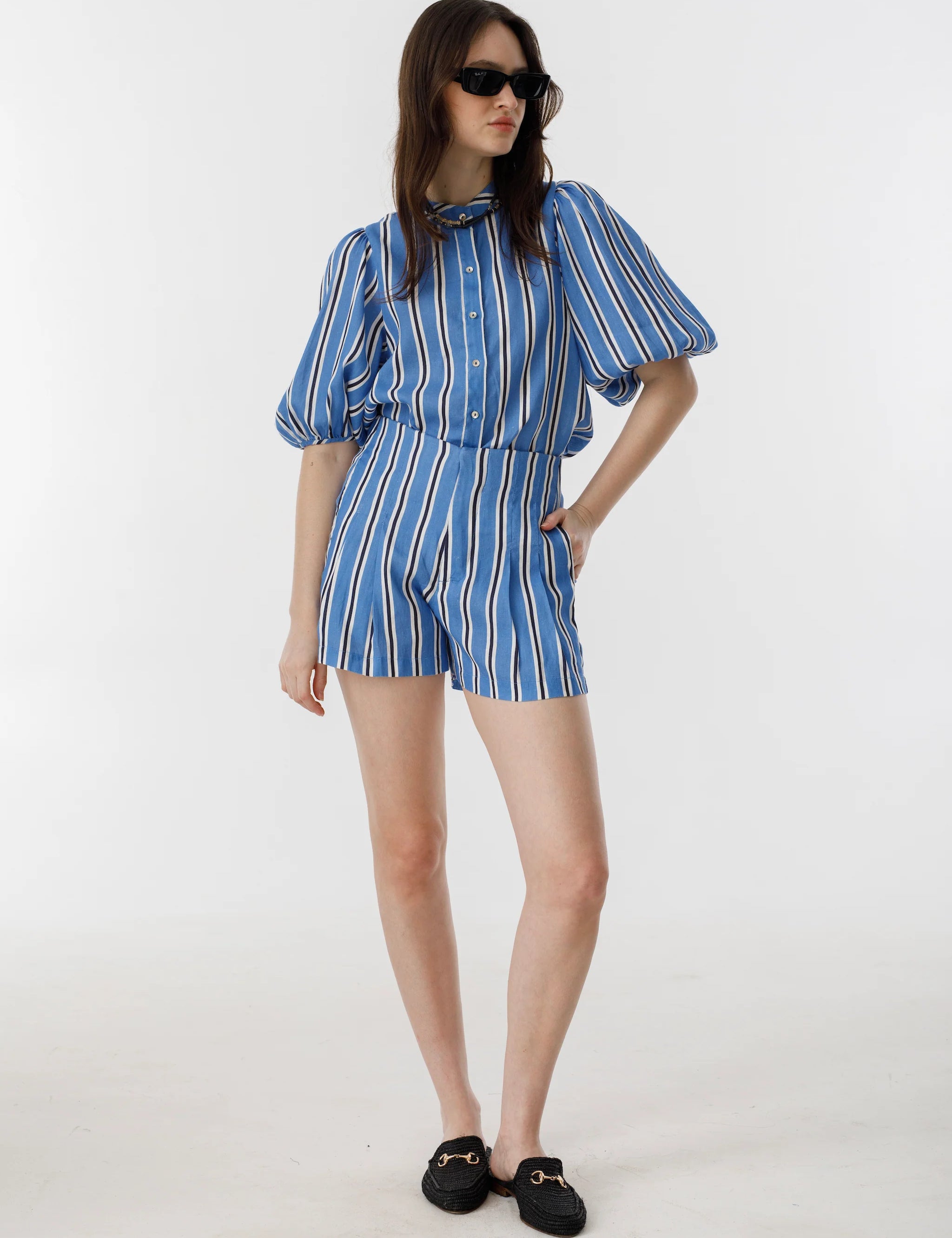 Frida Linen Shorts